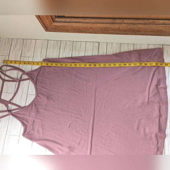 RVCA Strappy V Neck Trapeze Tank Mini Dress in Primrose Size Medium - Picture 10 of 12